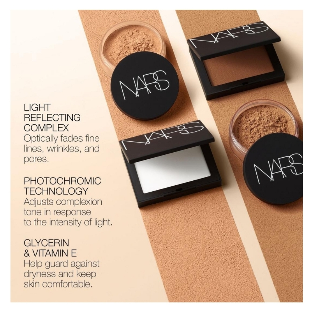 NARS Light Reflecting Setting Pressed Powder - Picture 12 of 12